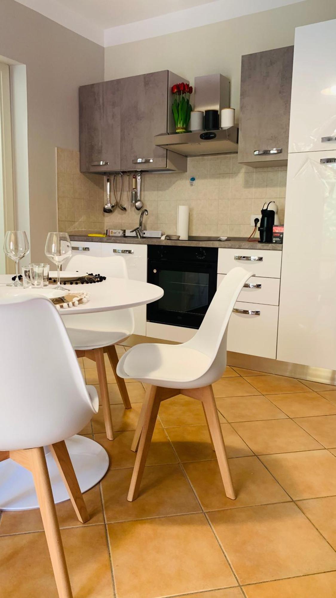 Nest House - Esclusivo Appartamento Marina Di Olbia- Mater Olbia - Beaches - Close To The Airport - Private Parking- Full Comforts - Exteriör bild
