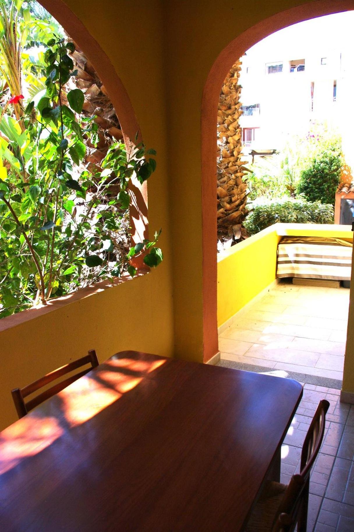 Nest House - Esclusivo Appartamento Marina Di Olbia- Mater Olbia - Beaches - Close To The Airport - Private Parking- Full Comforts - Exteriör bild